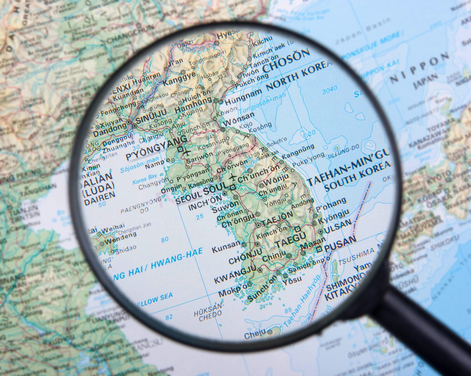 Korean,Peninsula,Under,Magnifier