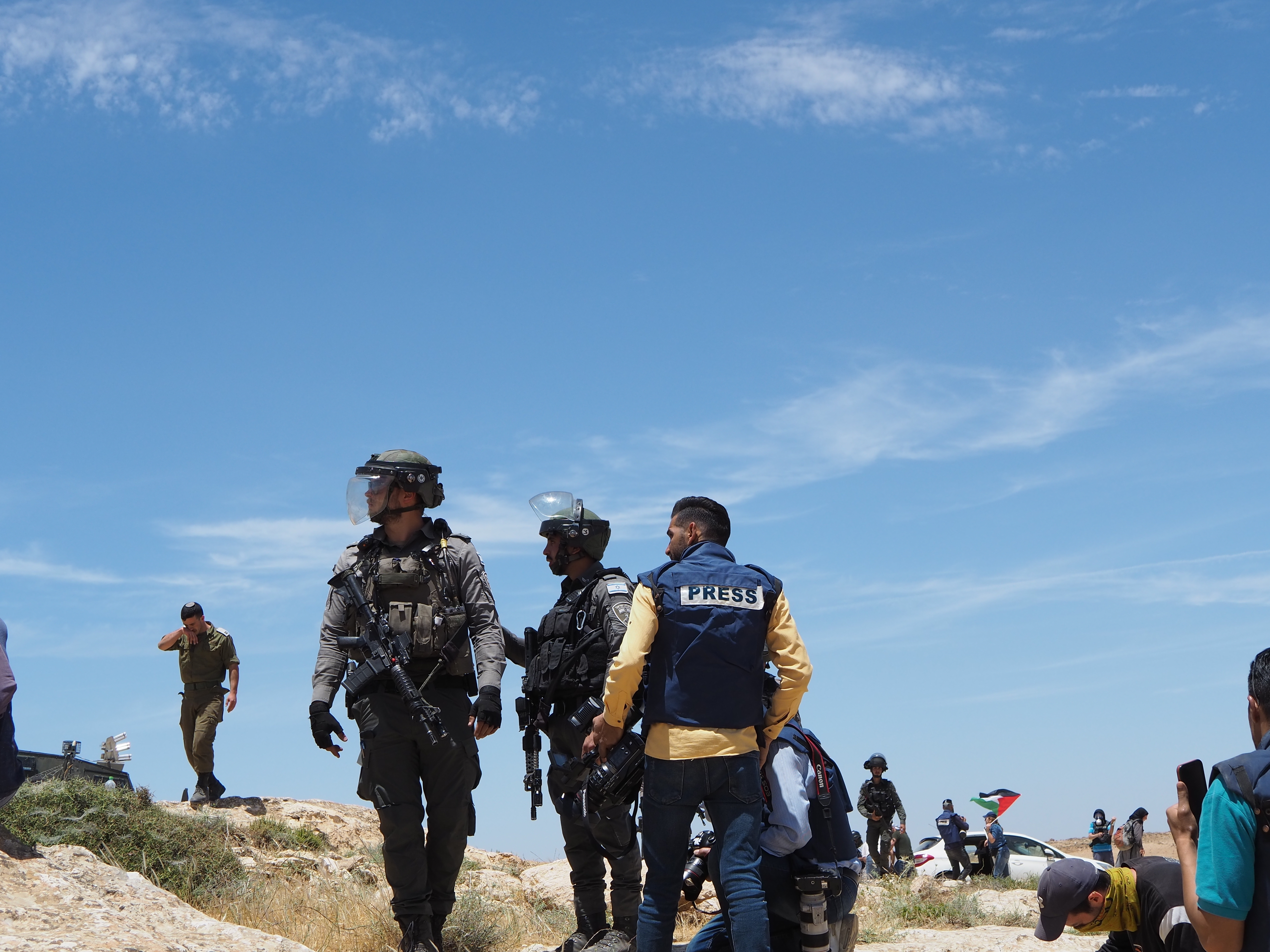 shutterstock 2178200743