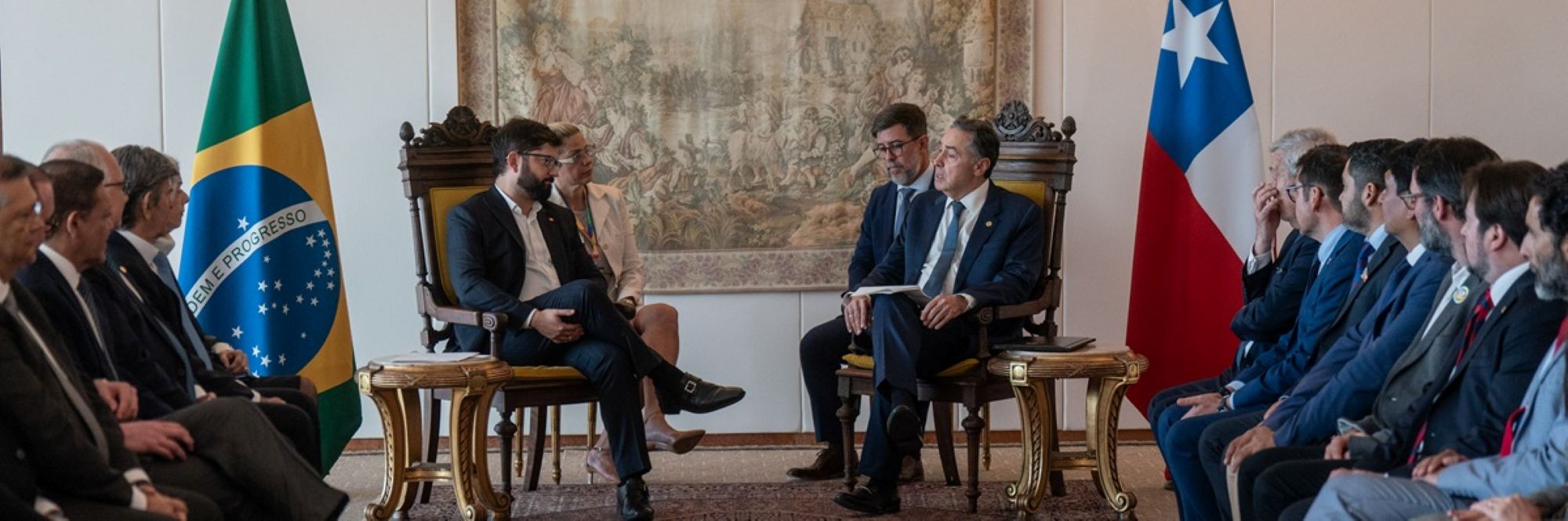 Bioceanic Corridor Brasilia Start H.E. the President of the Republic, Gabriel Boric Font, visits the Supreme Federal Court of Brazil and holds a protocol reception with the President of the Supreme Federal Court of Brazil, Minister Luís Roberto Barroso.