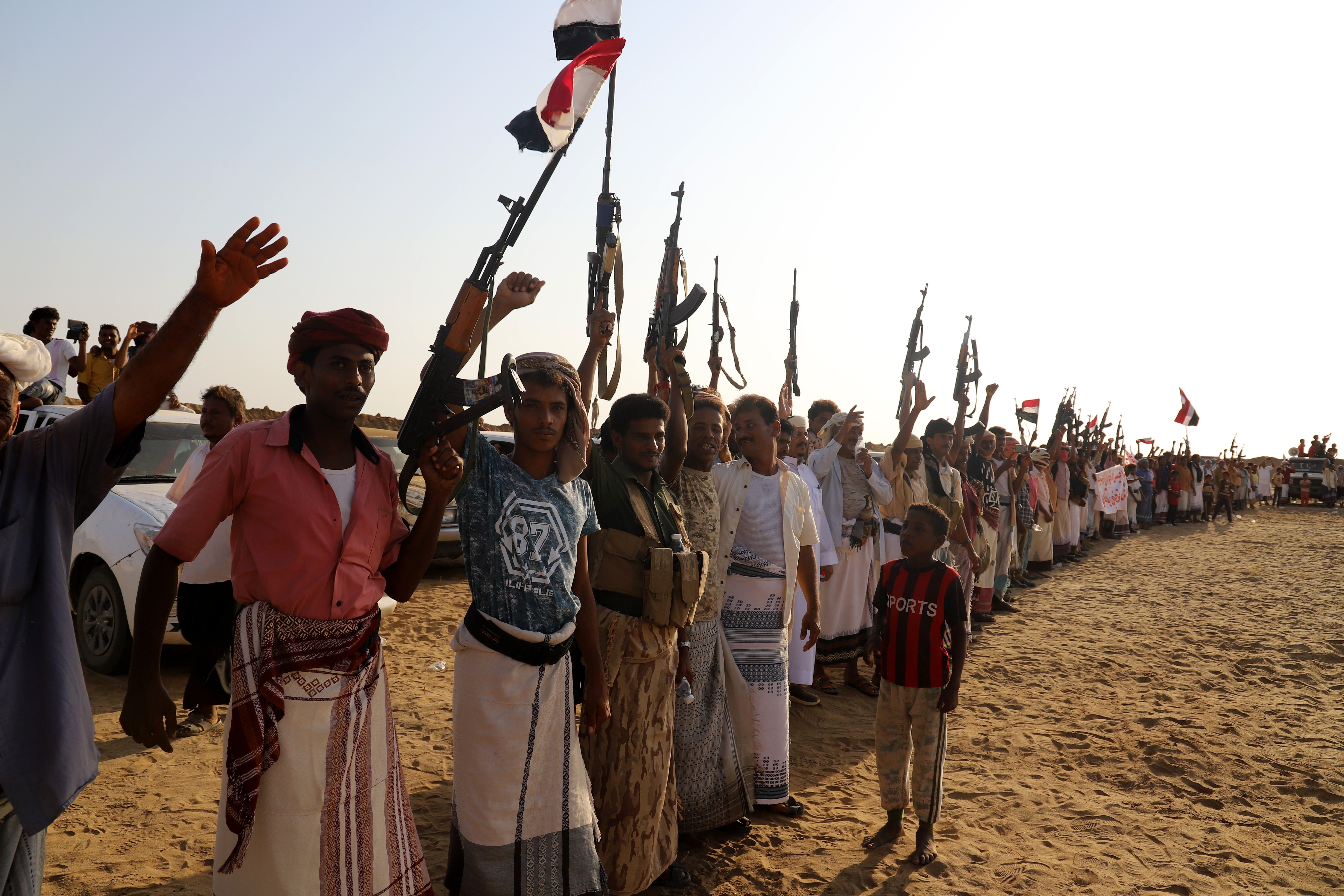 Yemen Ansar Allah US ceasefire deal illustrated by tribal fighters mobilizing to support government forces in Hajjah, northwest Yemen, during a pivotal moment in the ongoing conflict