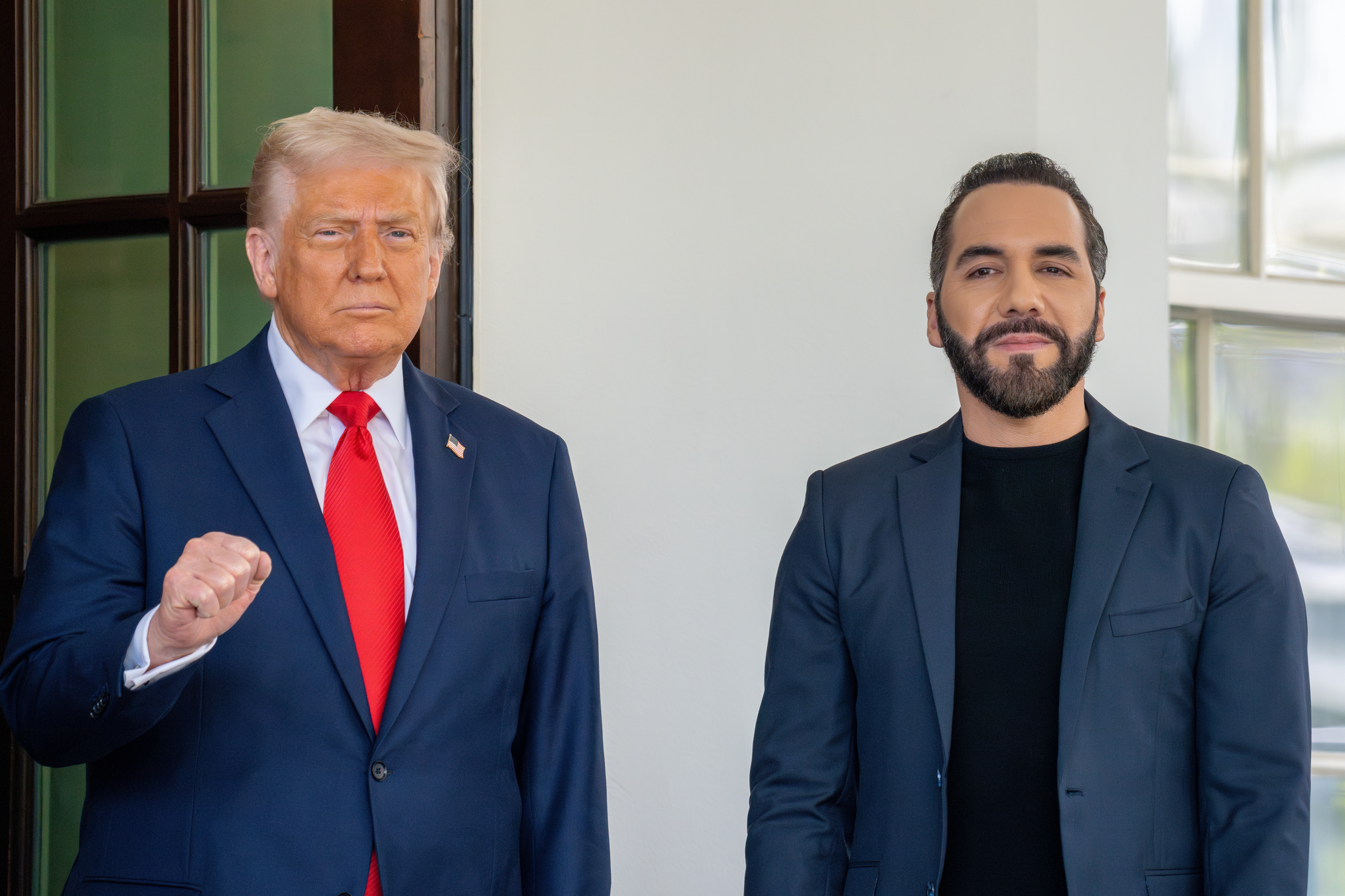 Bukele Washington Beijing Start Washington,DC, United States, April 14 2025, President Donald J Trump greets El Salvadors President Nayib Bukele outside the West Wing of the White House
