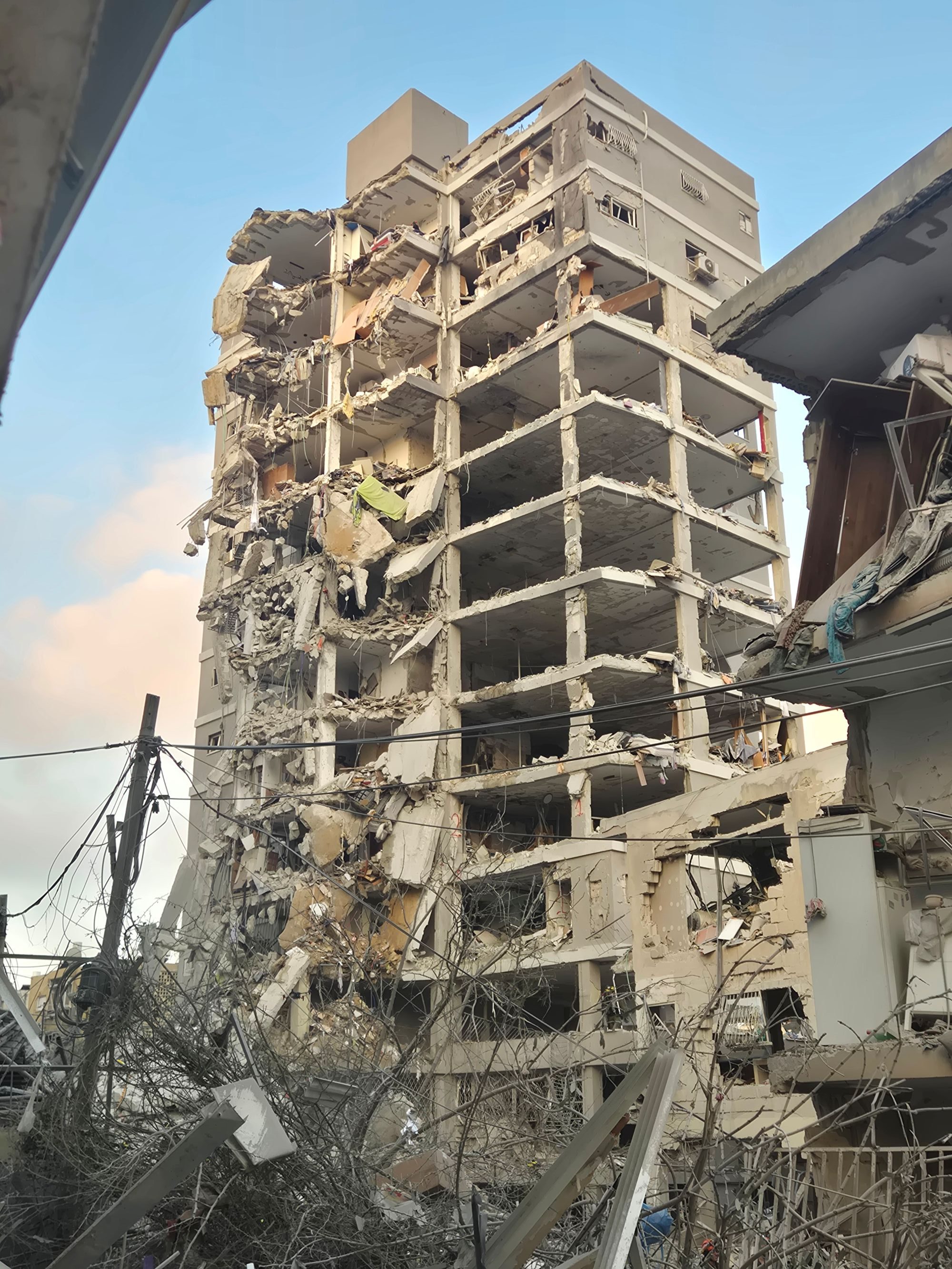 Iran Israel ceasefire deterrence illustrated by missile strike in Bat Yam on 15 June 2025